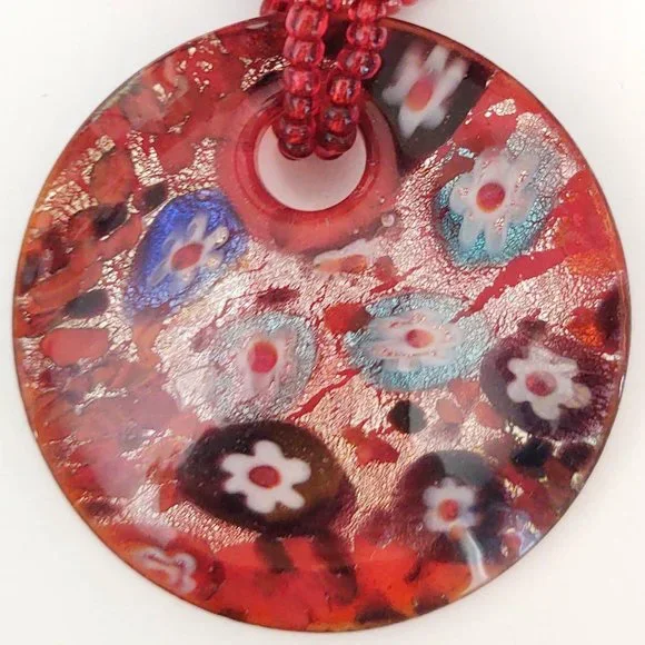 Red glass pendant necklace - Picture 6 of 7
